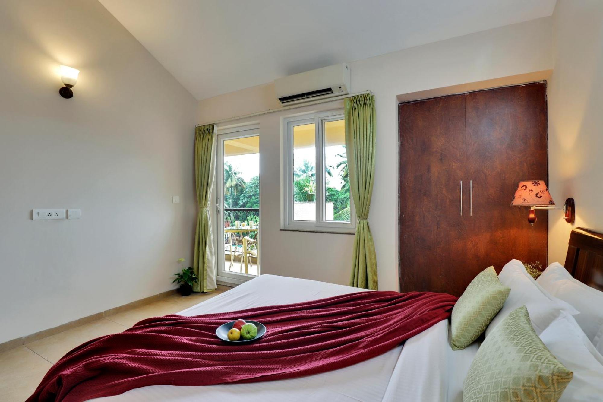 Veera Strand Park Serviced Apartments Near Calangute Exterior photo